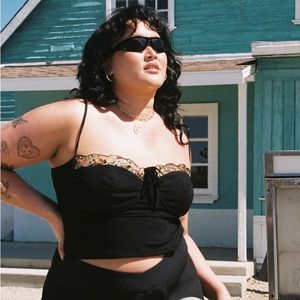 Sarella bustier top Curve